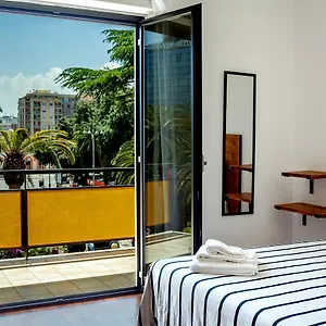 B&B Travel, 바리
